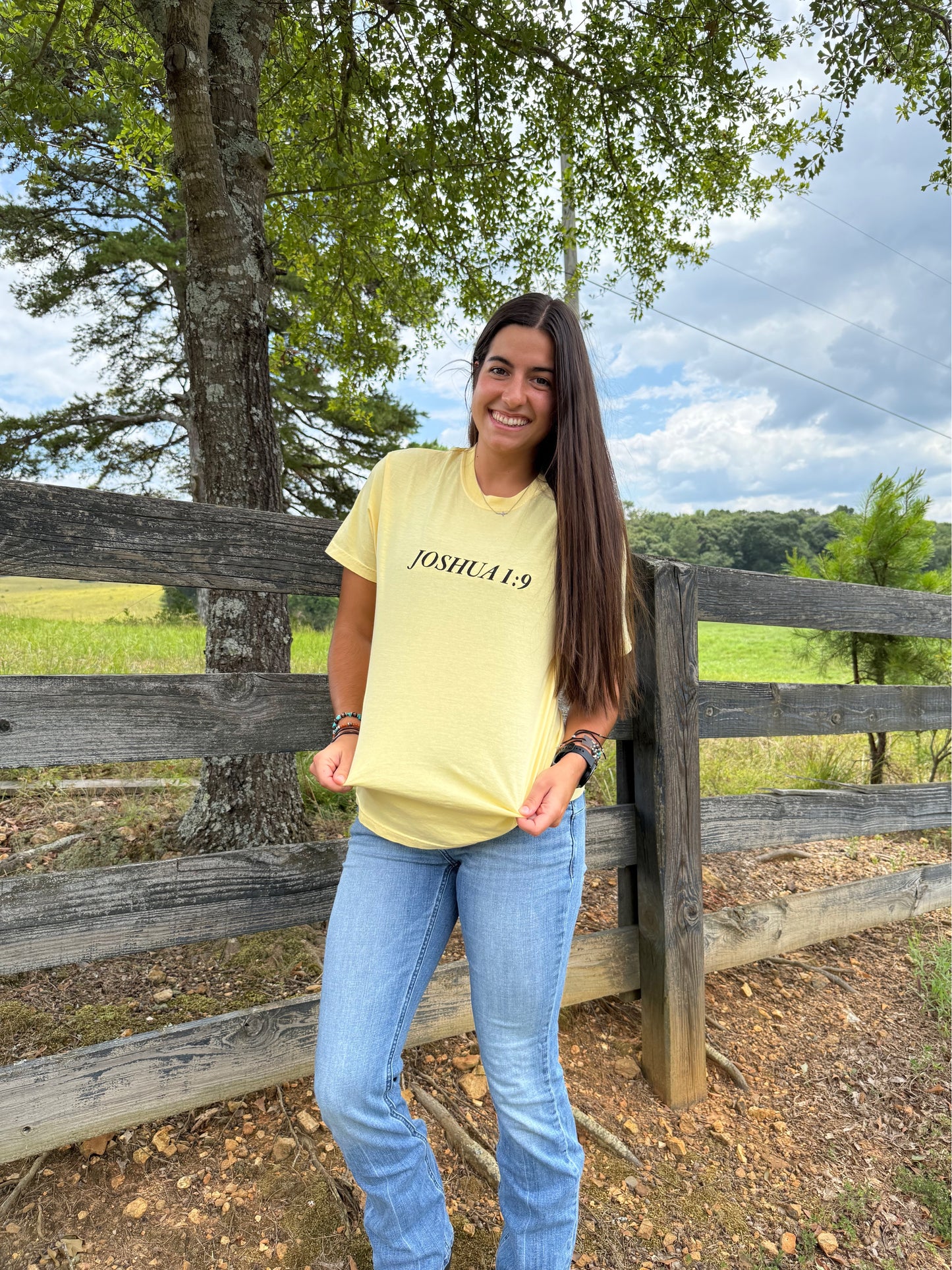 Joshua 1:9 T Shirt